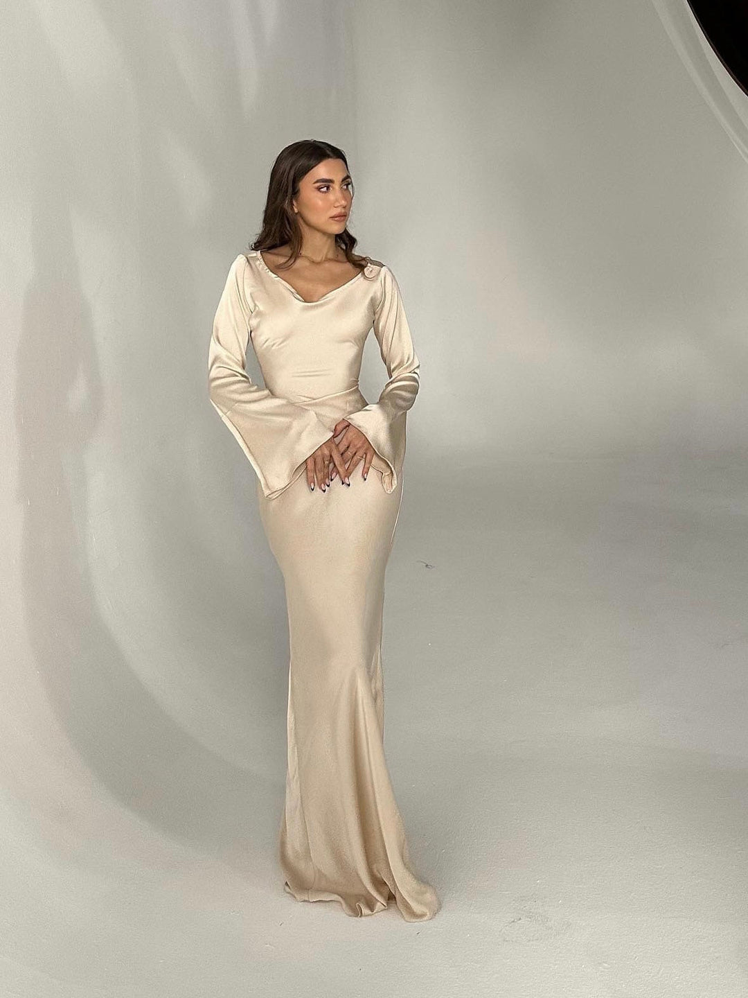 Valantomode | Elegant Dress with Stunning Bell Sleeves