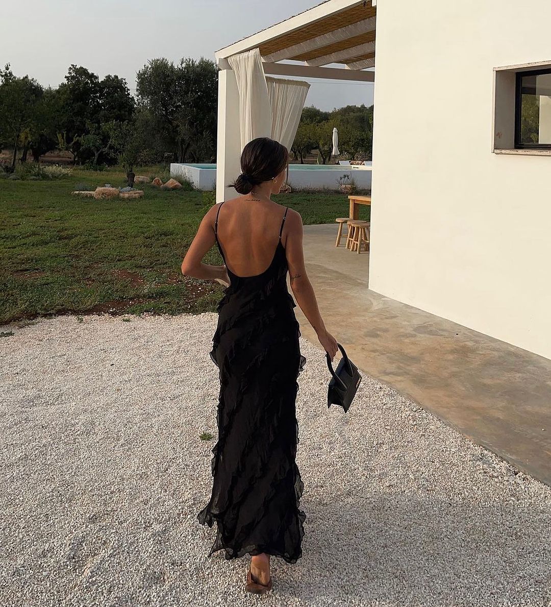 Valantomode | Elegant Evening Dress with Flowing Ruffles
