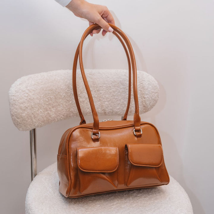 Valantomode | Linear Archival Baguette – Premium Vegan Leather Vintage-Style Shoulder Bag