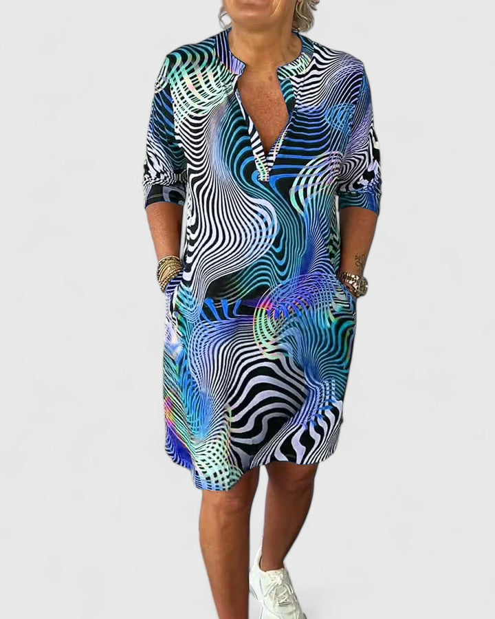 Valantomode | Chic V-Neck Dress for Effortless Day to Night Style