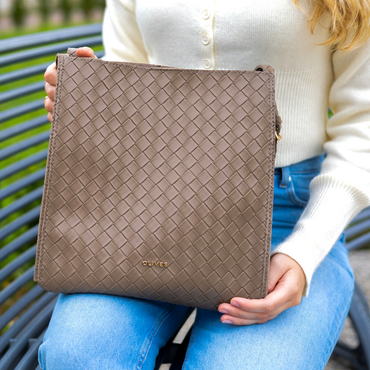 Valantomode | The ‘Aurelius’ Veridian Sovereign Monolith – Women's Premium Vegan Leather Executive Tote