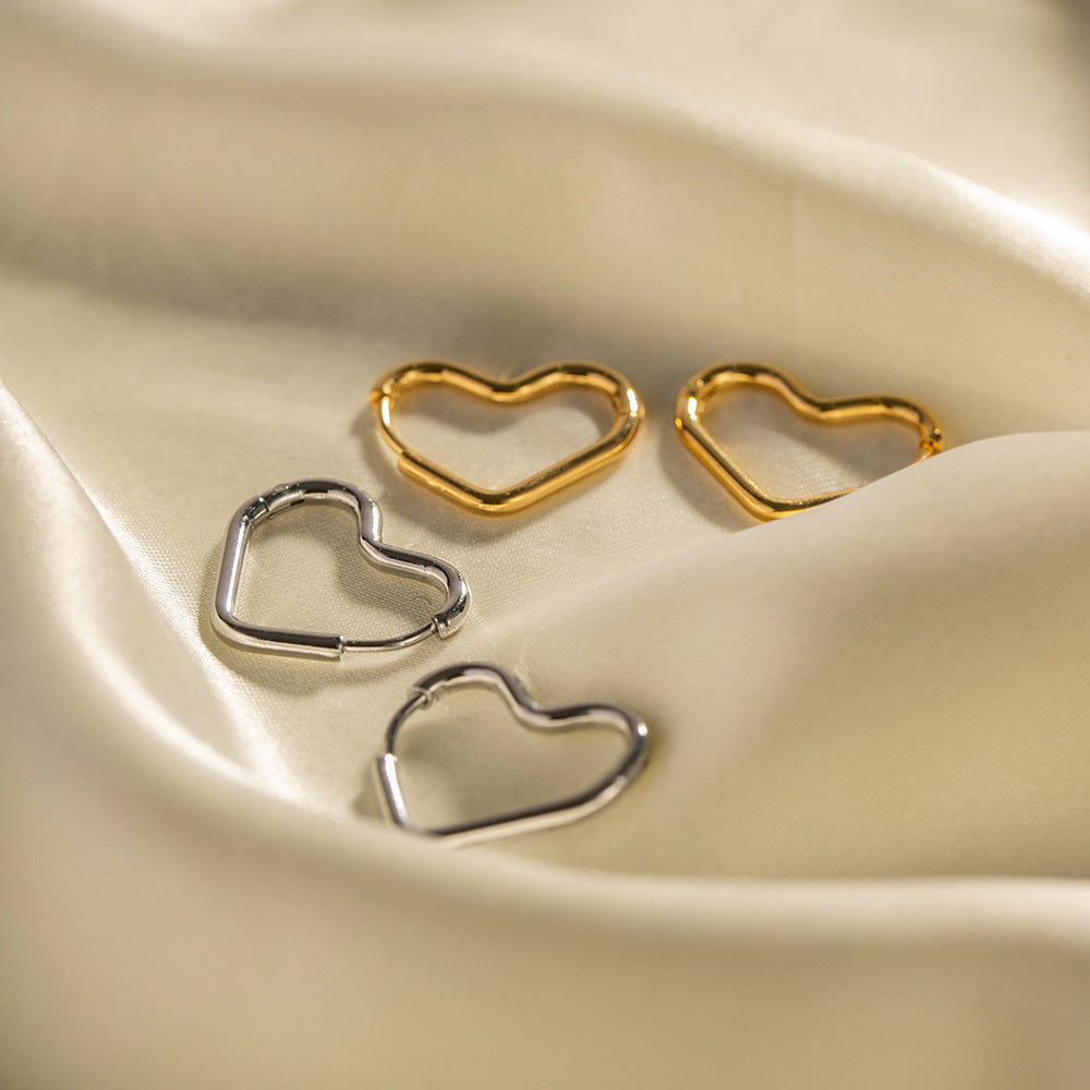 Valantomode | Lightweight Plated Heart-Shaped Hoop Earrings with Cordate Linear Geometry