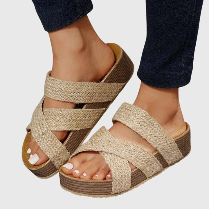 Valantomode | Sandals Lightweight Design