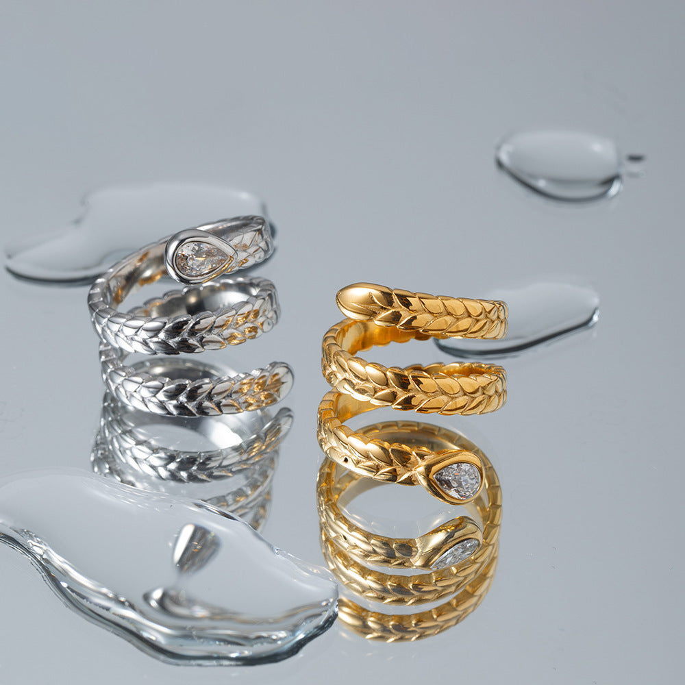 Valantomode | Plated Serpentine Wrap Ring with High-Refractive Teardrop Focal Asset