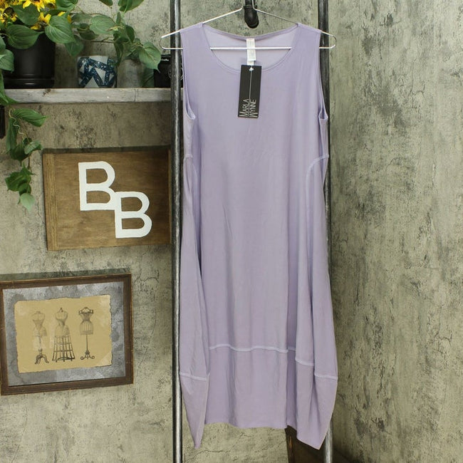 Valantomode | Stylish Sleeveless Dress with Convenient Pockets
