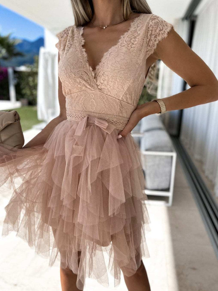 Valantomode | Tulle Layered Skirt Dress with Elegant Lace Bodice