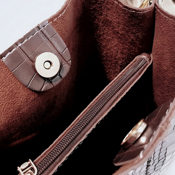 Valantomode | The ‘Aurelius’ Croc-Armor Handbag – Textural Dominance & Rigid Command
