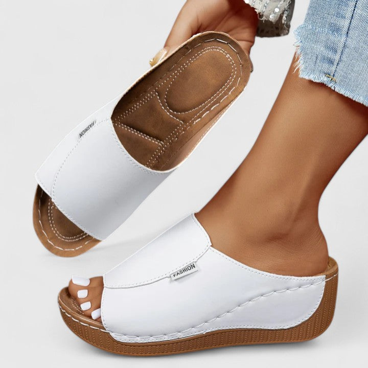 Valantomode | Sandals with Comfort Design