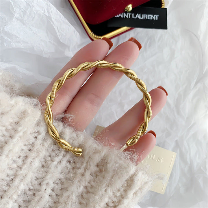 Valantomode | Plated Olivia Braid Bangle with Interwoven-Linear Architecture and Rhythmic Geometry