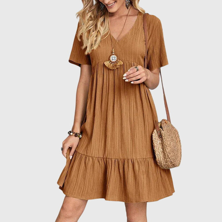 Valantomode | Chic and Sophisticated Dress for Every Occasion
