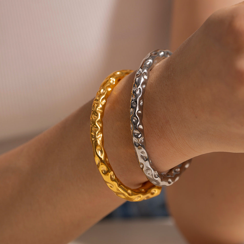 Valantomode | Gold Plated Hammered Texture Bangle for Women