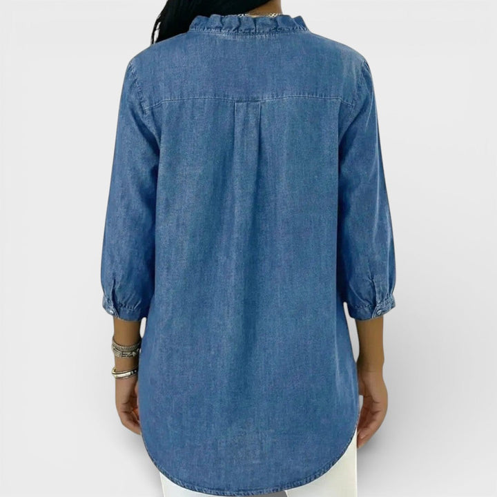 Valantomode | Blouse with Elegant Ruffles