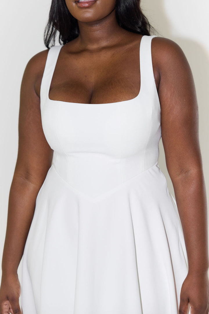 Valantomode | Chic Square Neck Midi Dress for Effortless Elegance
