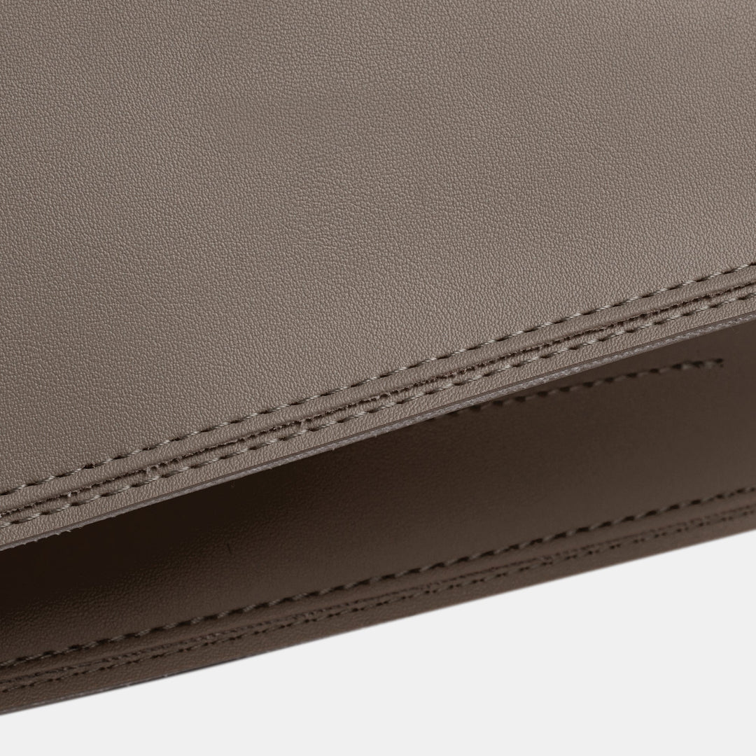 Valantomode | The ‘Aurelius’ Veridian Sovereign Monolith – Women's Premium Vegan Leather Executive Tote