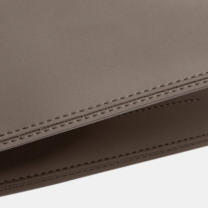 Valantomode | The ‘Aurelius’ Veridian Sovereign Monolith – Women's Premium Vegan Leather Executive Tote