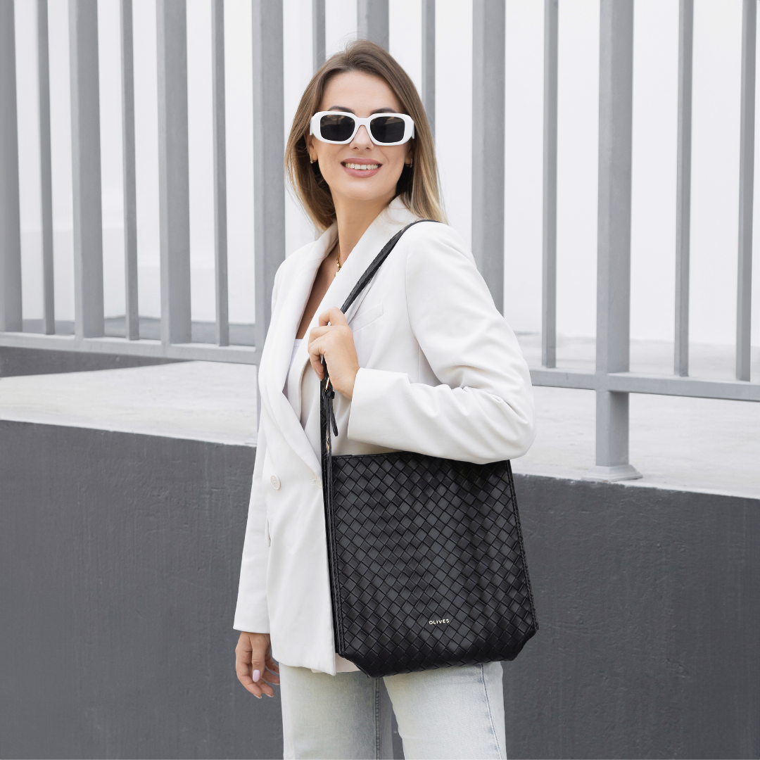 Valantomode | The ‘Aurelius’ Veridian Sovereign Monolith – Women's Premium Vegan Leather Executive Tote