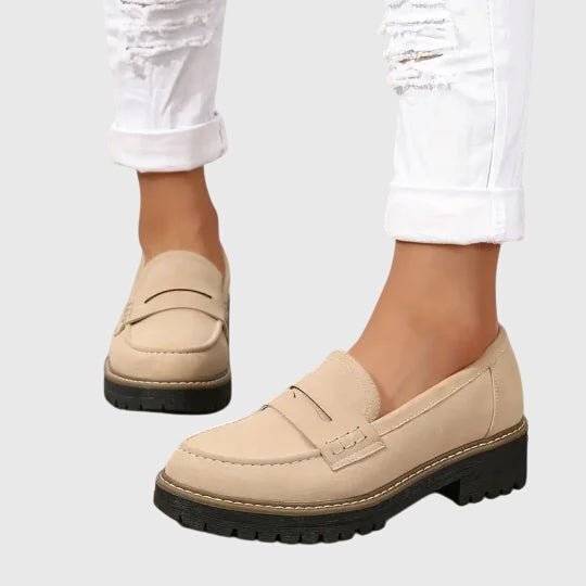 Valantomode | Loafers with Timeless Suede Finish