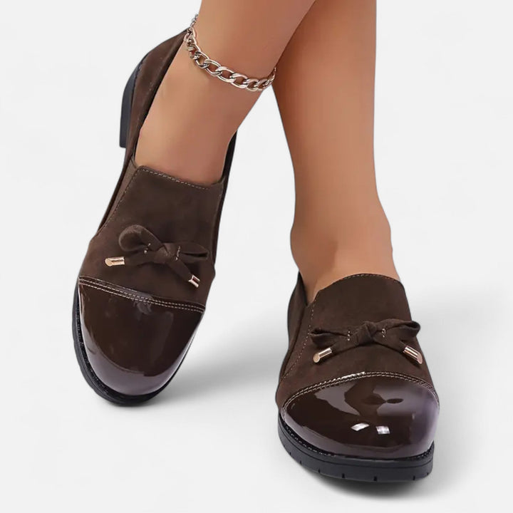 Valantomode | Women’s Moccasin Loafers with Bow Detail