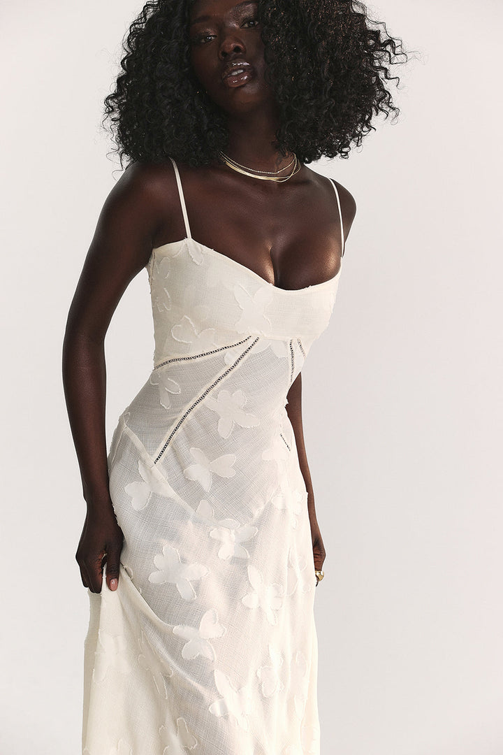 Valantomode | Elegant Embroidered Maxi Dress by Dean