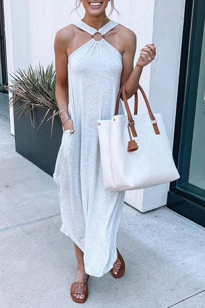 Valantomode | Dress with Halter Design