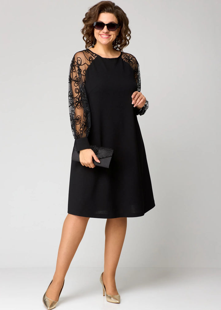 Valantomode | Stunning Lace Dress for Formal Events and Gatherings