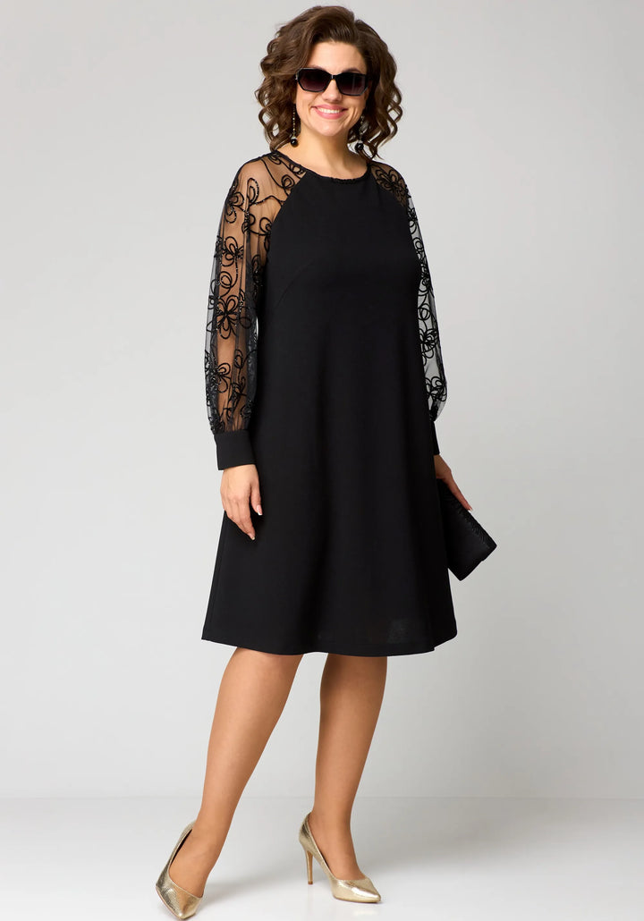 Valantomode | Stunning Lace Dress for Formal Events and Gatherings