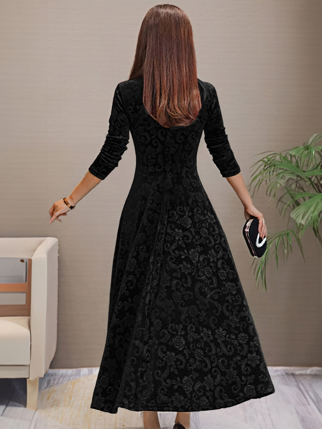 Valantomode | Luxe Velvet Dress for Chic Evening Events