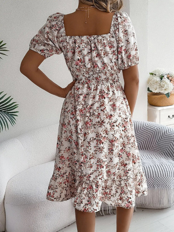 Valantomode | Charming Floral Dress with Square Neckline for Everyday Wear