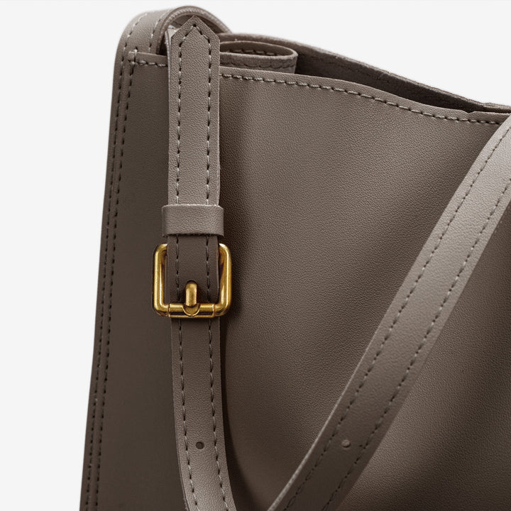 Valantomode | The ‘Aurelius’ Veridian Sovereign Monolith – Women's Premium Vegan Leather Executive Tote