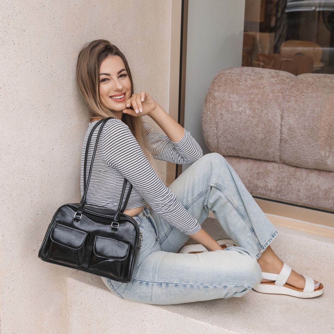 Valantomode | Linear Archival Baguette – Premium Vegan Leather Vintage-Style Shoulder Bag