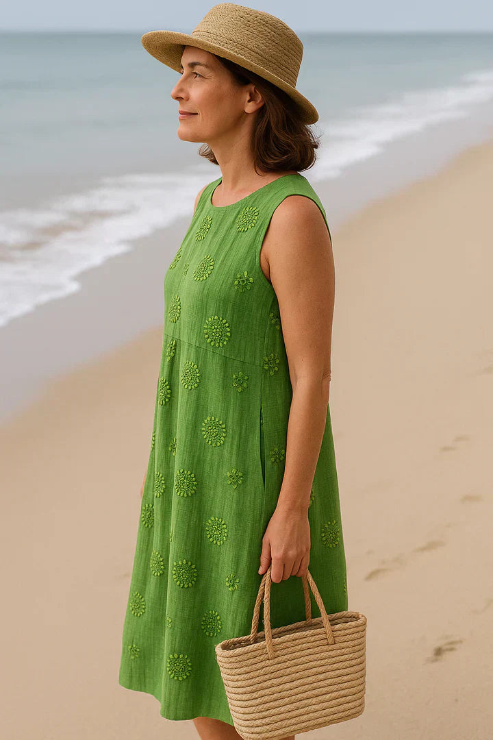 Valantomode | Chic Sleeveless Midi Dress Perfect for Day or Night Events