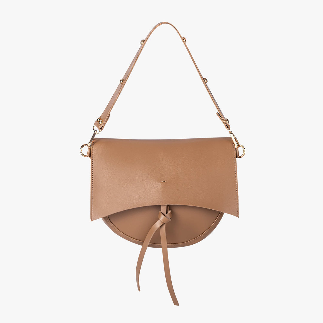 Valantomode | The ‘Aurelius’ Leather Saddle Bag – Sovereign Curve & Linear Precision
