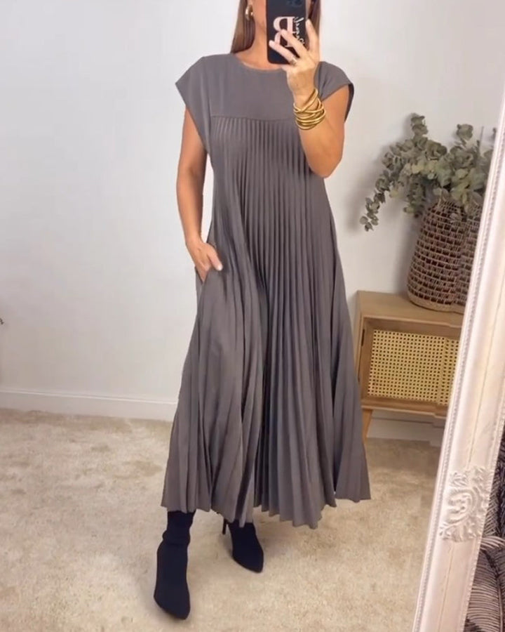Valantomode | Chic Pleated Dress in Soft Polyester for Everyday Comfort