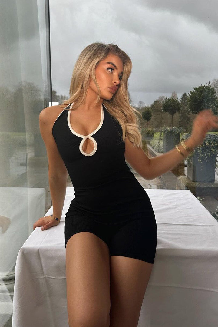 Valantomode | Chic Black Ribbed Keyhole Cut-Out Playsuit for Stylish Nights