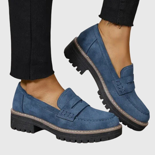 Valantomode | Loafers with Timeless Suede Finish