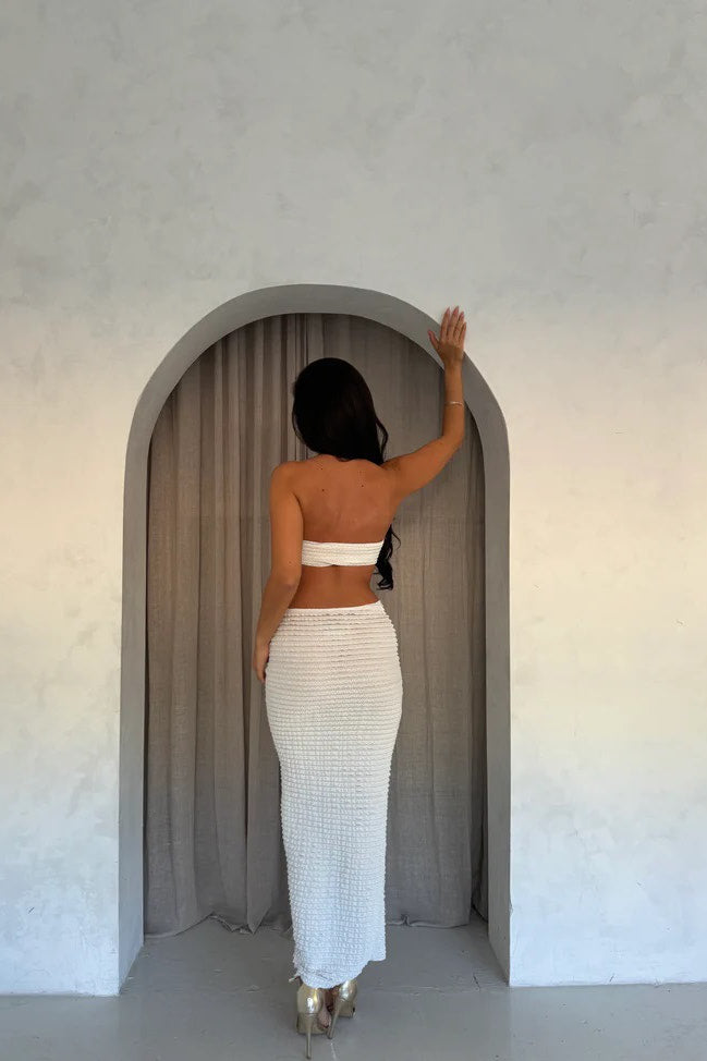 Valantomode | Chic White Knit Twist Top & Maxi Skirt Co-Ord Set
