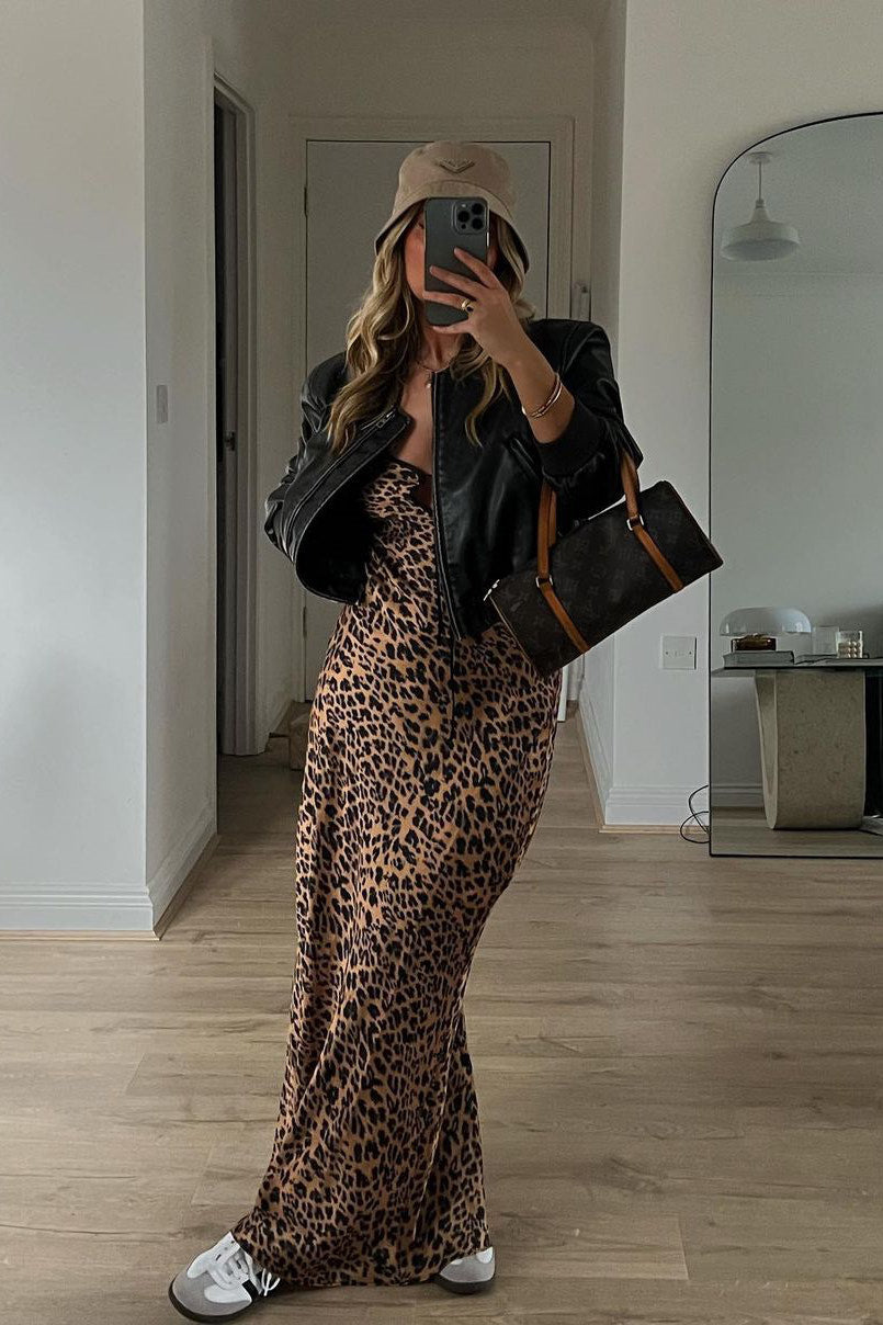 Valantomode | Chic Leopard Print Strappy Maxi Dress with Keyhole Cutout