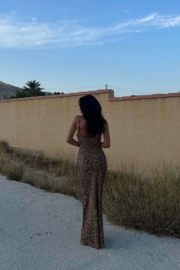 Valantomode | Chic Leopard Print Strappy Maxi Dress with Keyhole Cutout