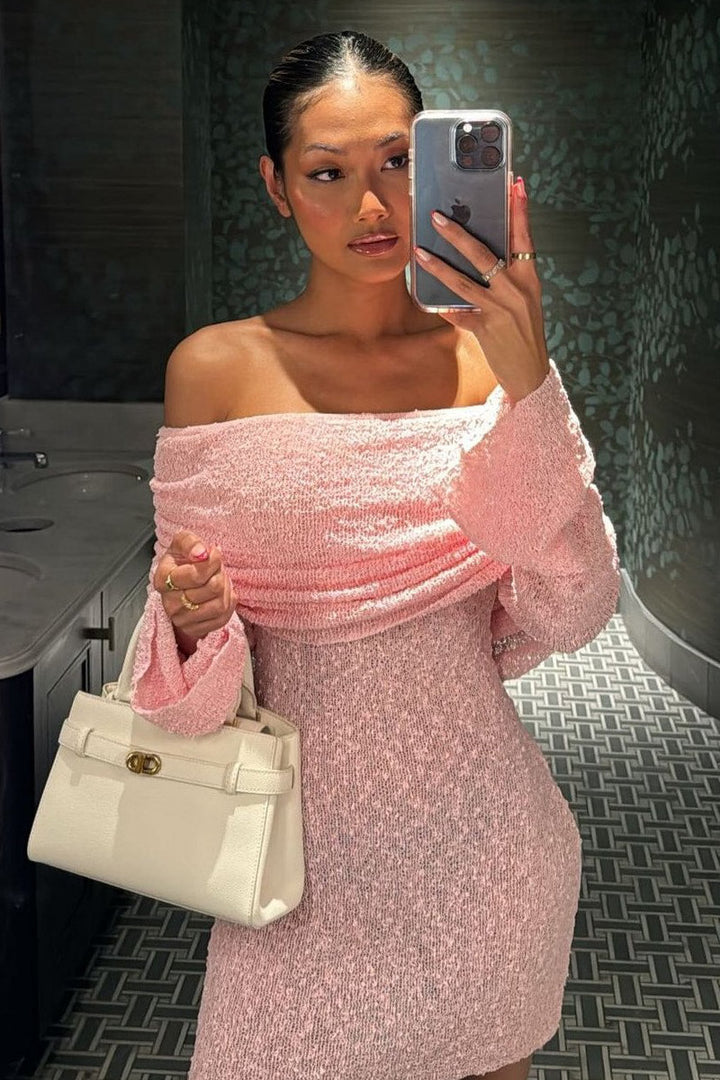 Valantomode | Chic Off-Shoulder Boucle Mini Dress in Rosa