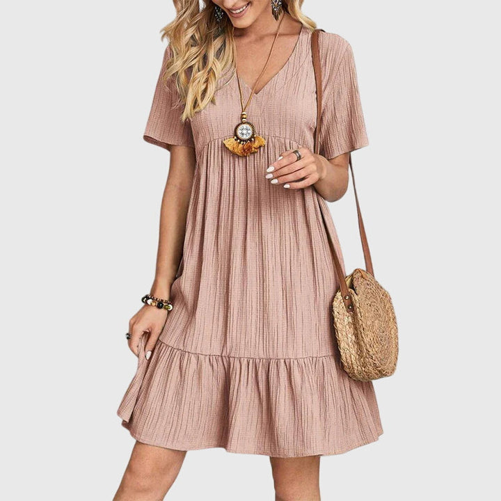 Valantomode | Chic and Sophisticated Dress for Every Occasion
