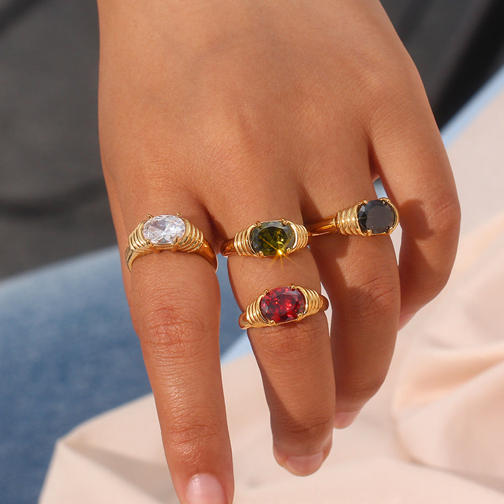 Valantomode | Plated Beatrice Ring with Textured Architecture and 9mm Prismatic Focal Asset