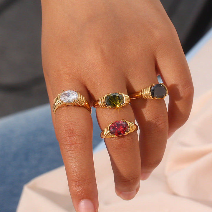 Valantomode | Plated Beatrice Ring with Textured Architecture and 9mm Prismatic Focal Asset