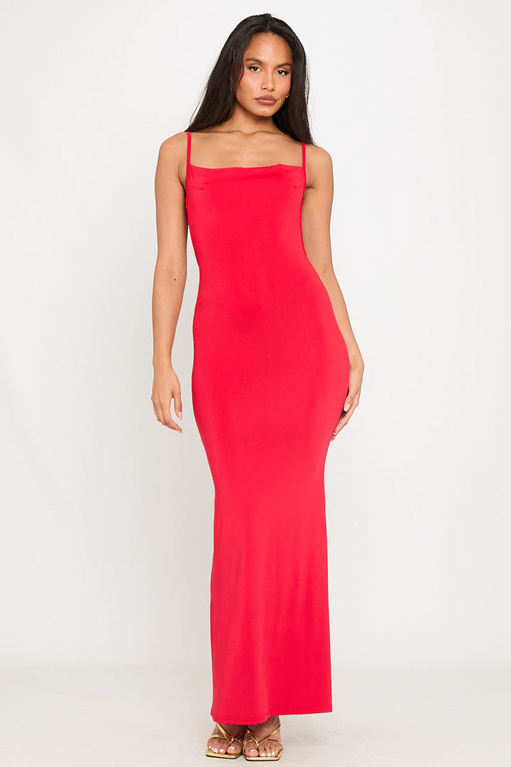 Valantomode | Robe maxi rouge sexy à bretelles pour un look élégant