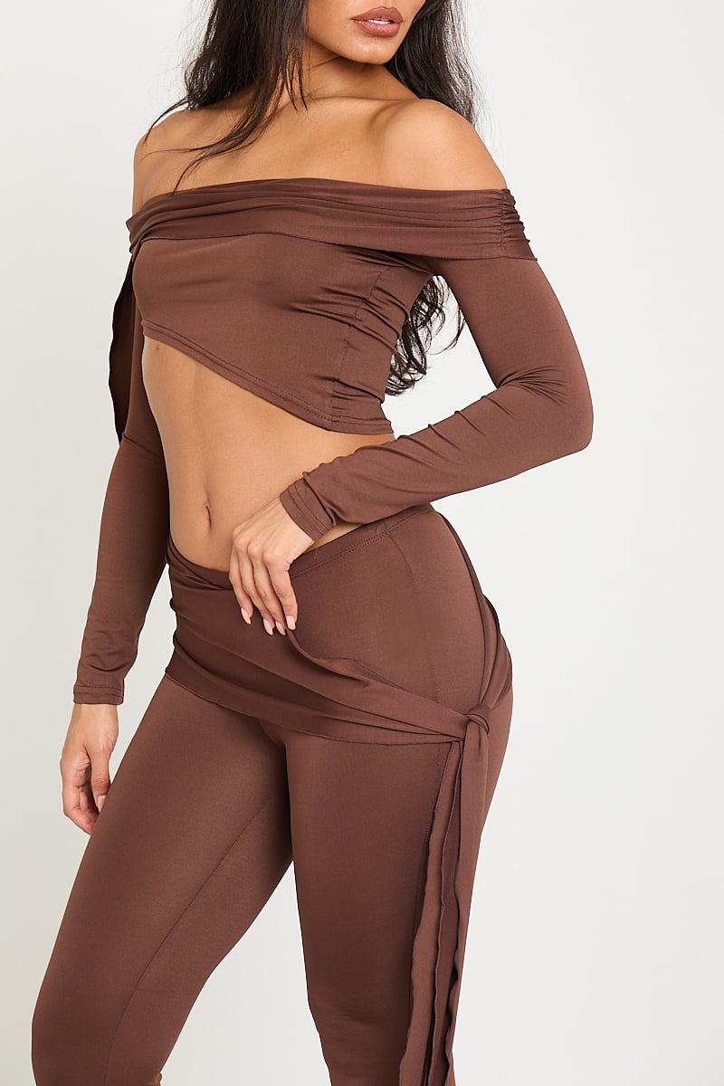 Valantomode | Chic Chocolate Off Shoulder Top & Flared Leggings Set