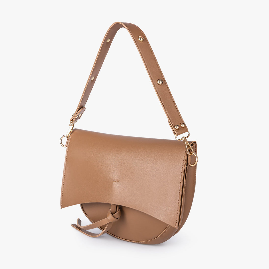 Valantomode | The ‘Aurelius’ Leather Saddle Bag – Sovereign Curve & Linear Precision