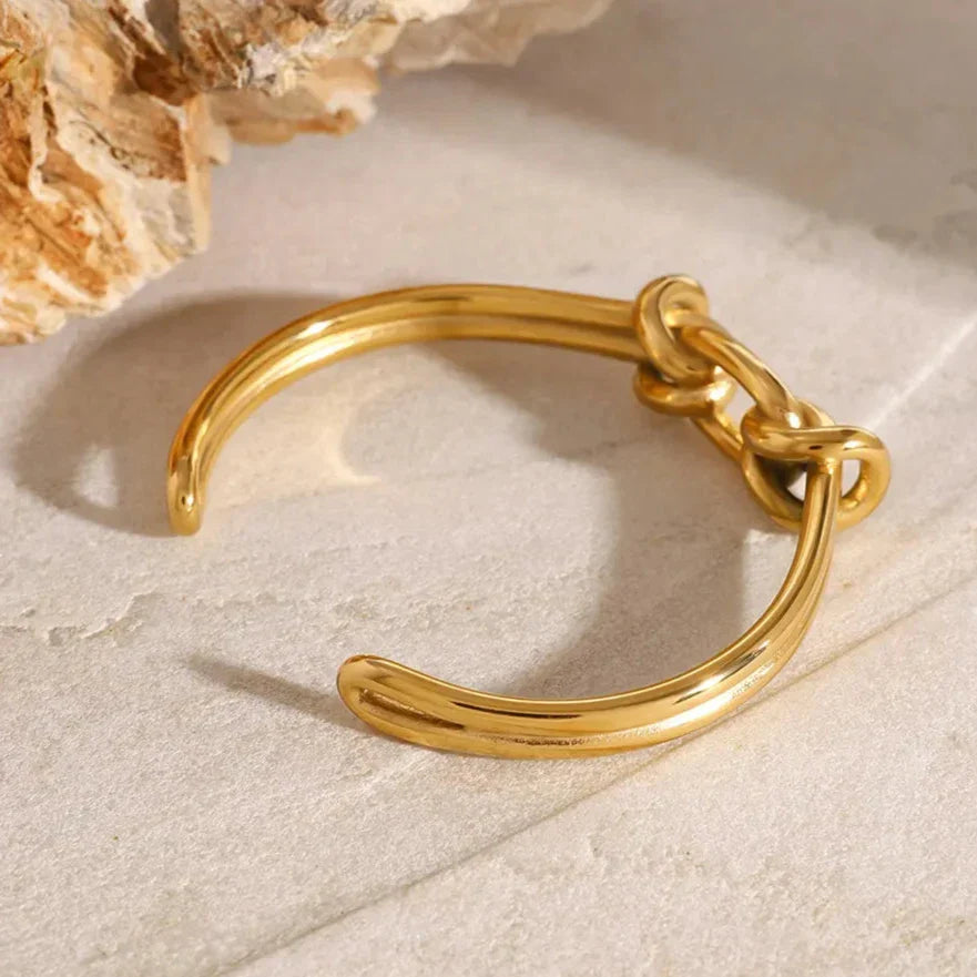 Valantomode | Gold Plated Sculptural Knot Bangle for Women