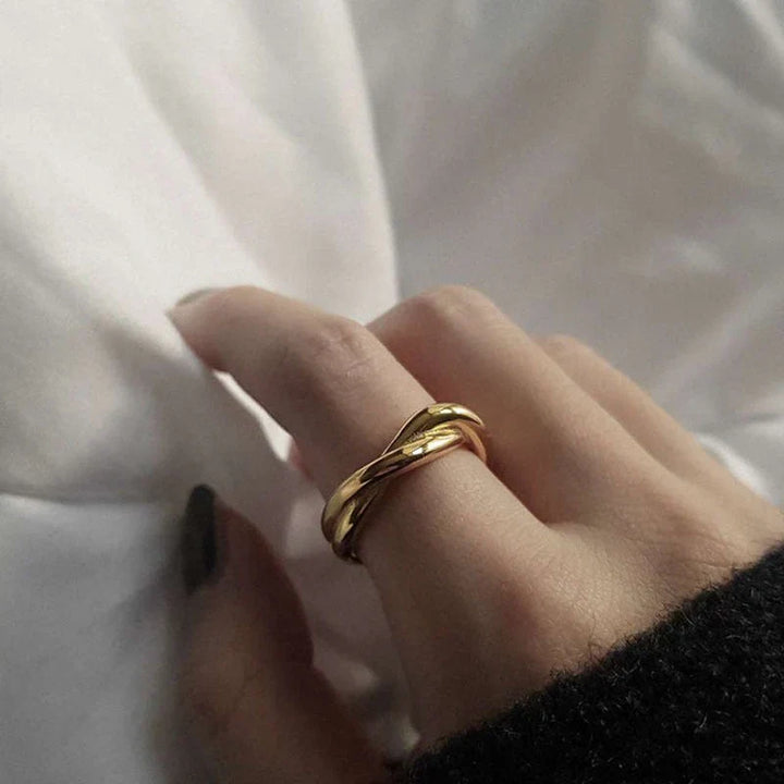 Valantomode | Plated Amaya Double Layer Ring with Parallel Linear Architecture