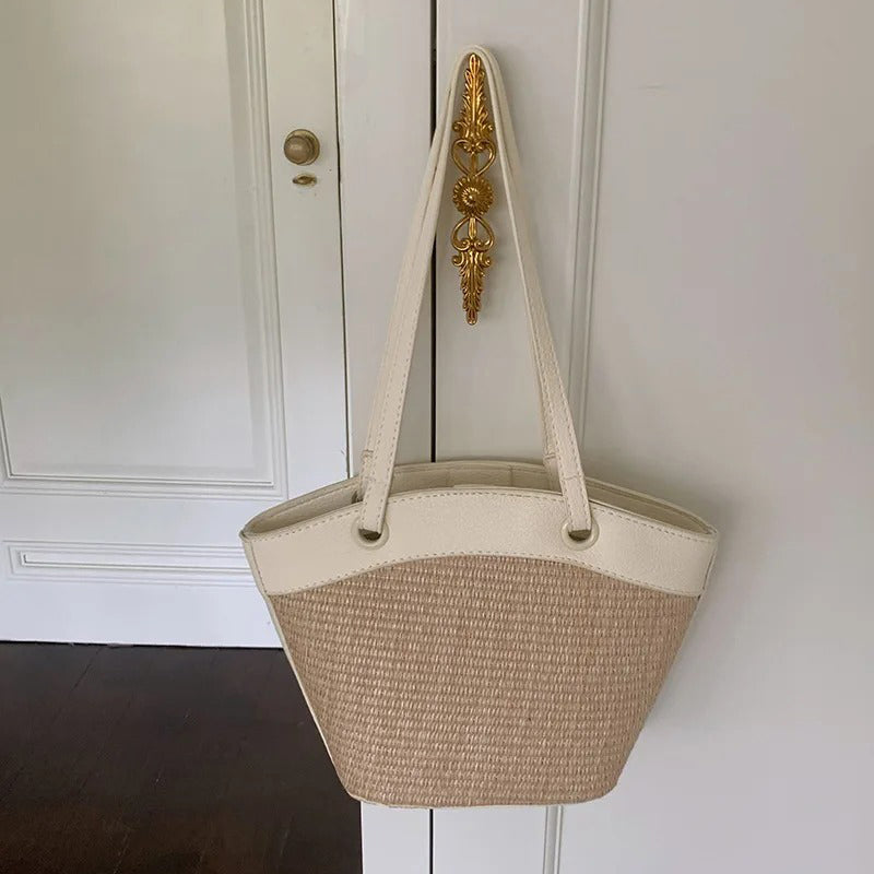 Valantomode | Solstice Artisan Garrison – Women's Premium Straw Tote with Vegan Leather Trim