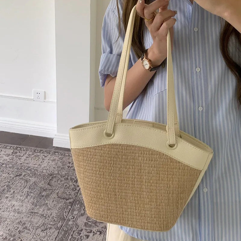 Valantomode | Solstice Artisan Garrison – Women's Premium Straw Tote with Vegan Leather Trim