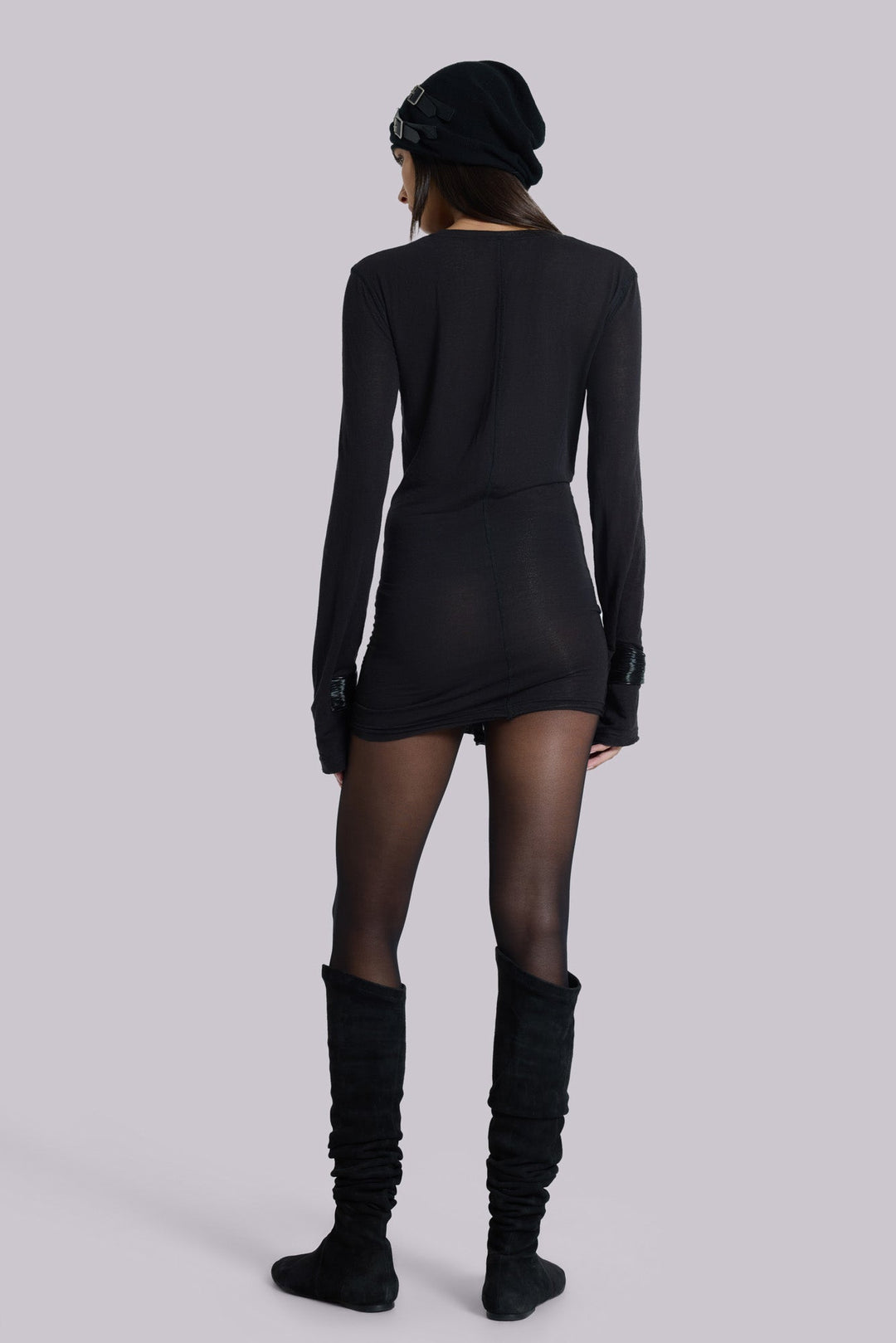 Valantomode | Chic Black Mini Dress for Stylish Nights Out